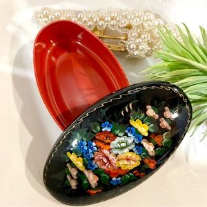 Vintage Russian Lacquer Floral Painted Metal Oval Trinket Box With Red Lining